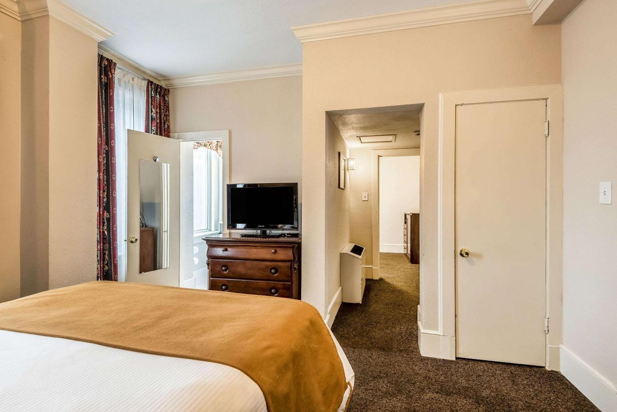 Hotel Bothwell Sedalia Central District, Ascend Hotel Collection Ngoại thất bức ảnh