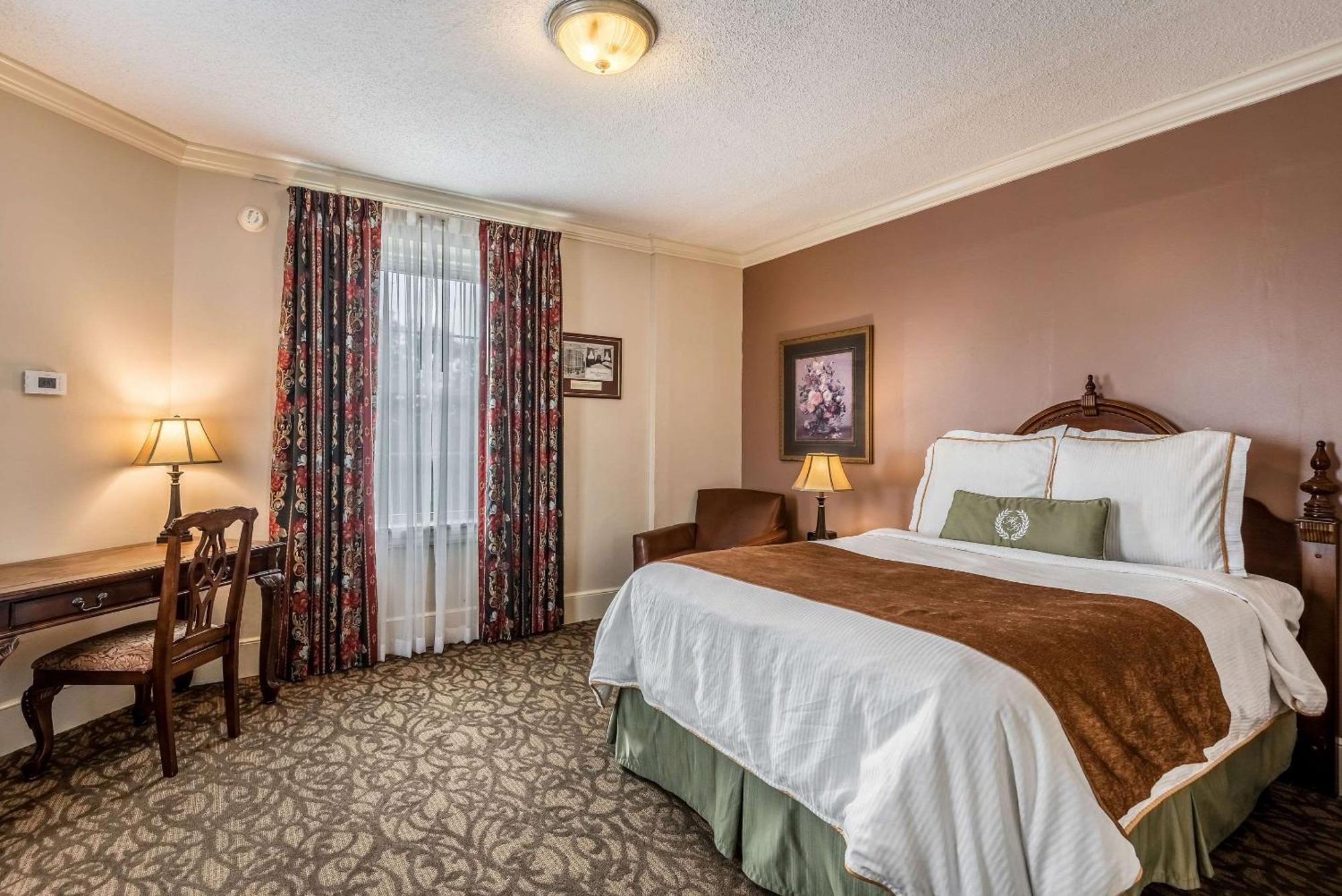 Hotel Bothwell Sedalia Central District, Ascend Hotel Collection Ngoại thất bức ảnh